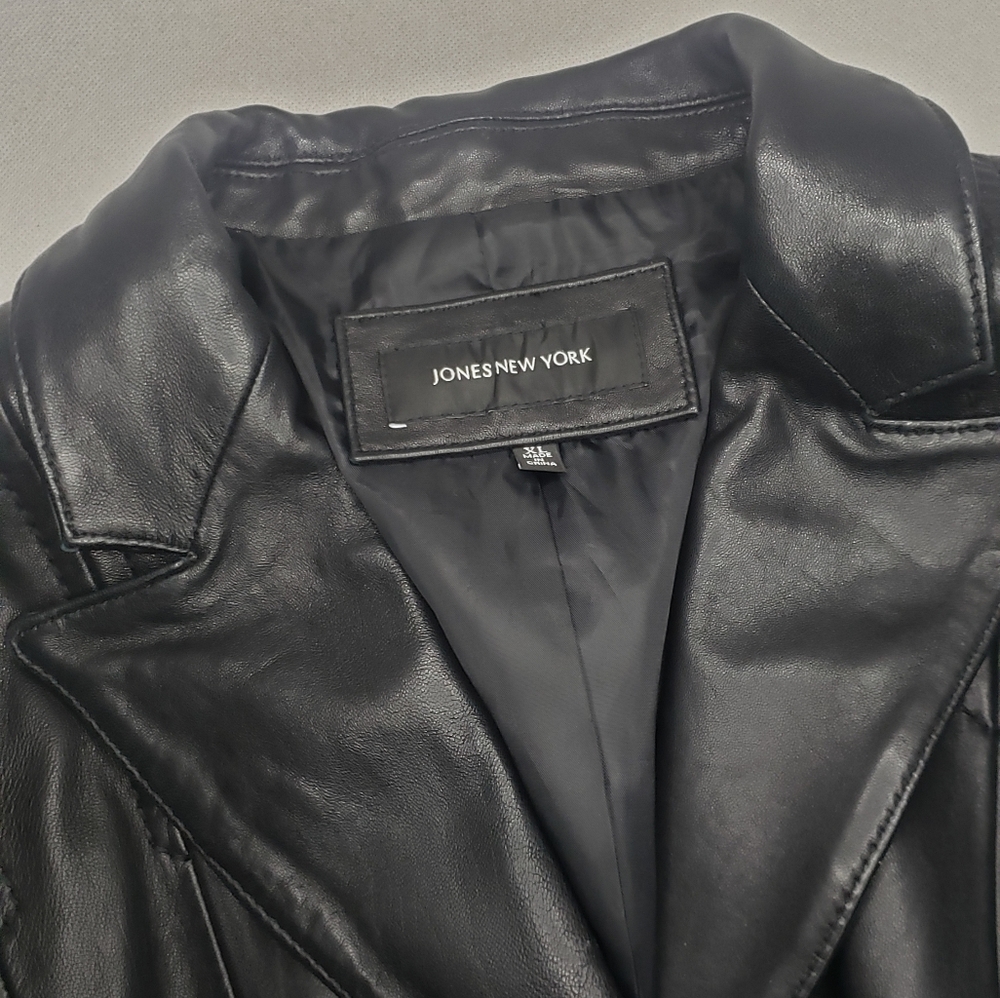 Jones New York Jacket - Picture 6 of 7